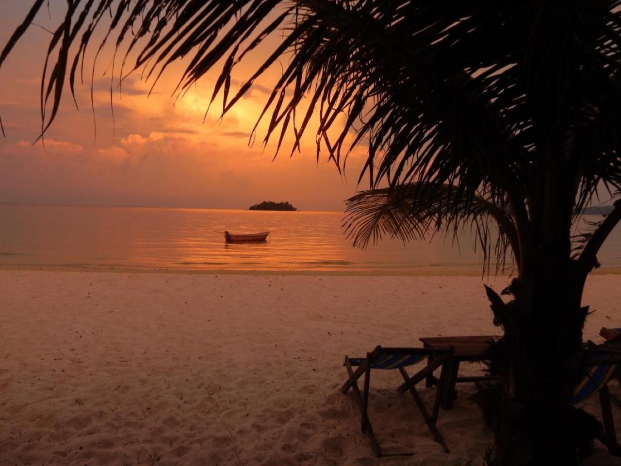 Sandbank Restaurant & Camping Koh Rong Kaoh Touch Exterior foto