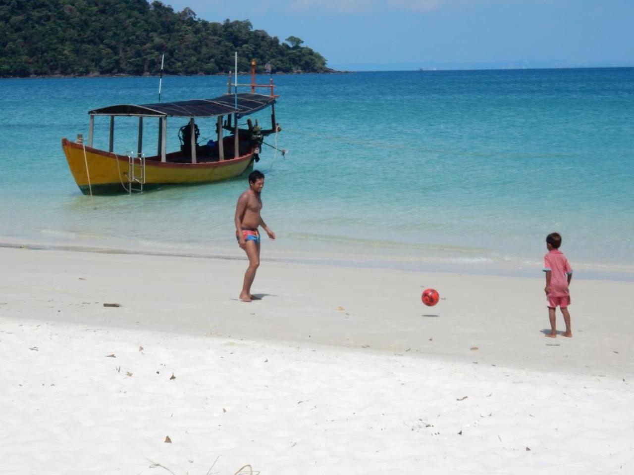 Sandbank Restaurant & Camping Koh Rong Kaoh Touch Exterior foto