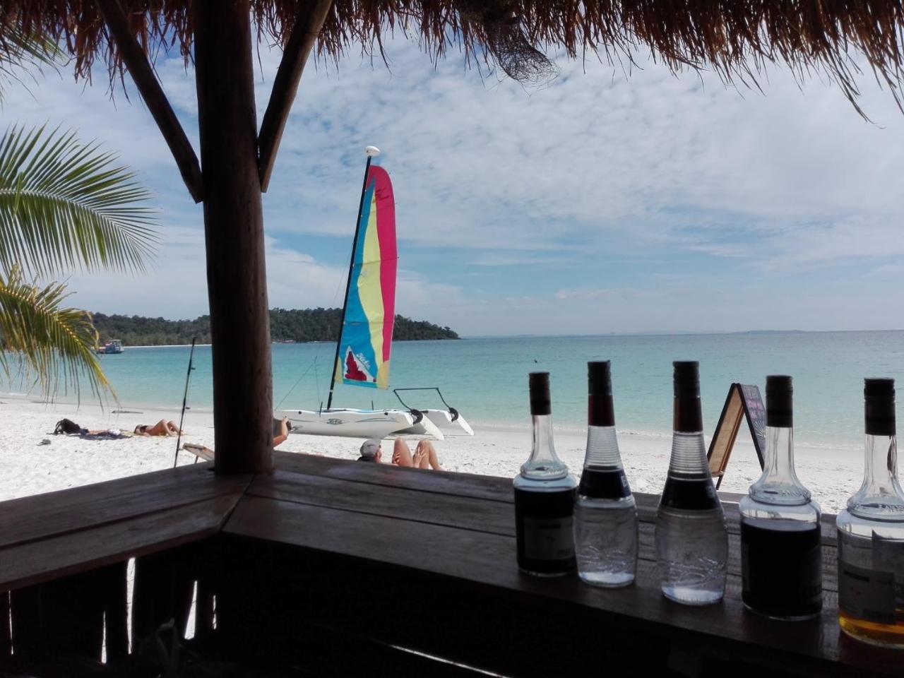 Sandbank Restaurant & Camping Koh Rong Kaoh Touch Exterior foto