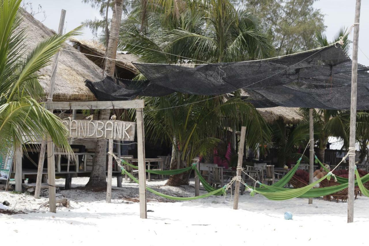 Sandbank Restaurant & Camping Koh Rong Kaoh Touch Exterior foto