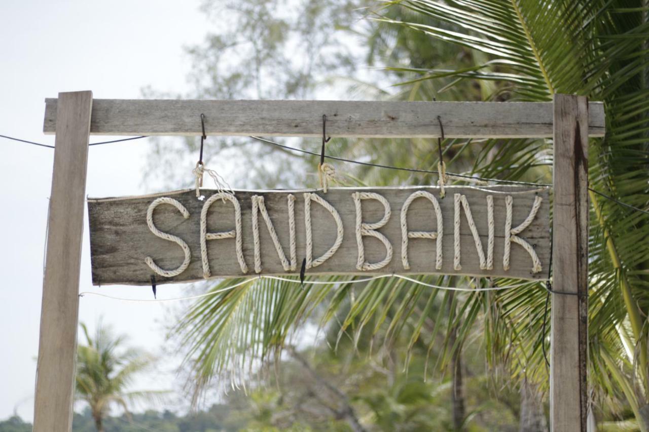 Sandbank Restaurant & Camping Koh Rong Kaoh Touch Exterior foto