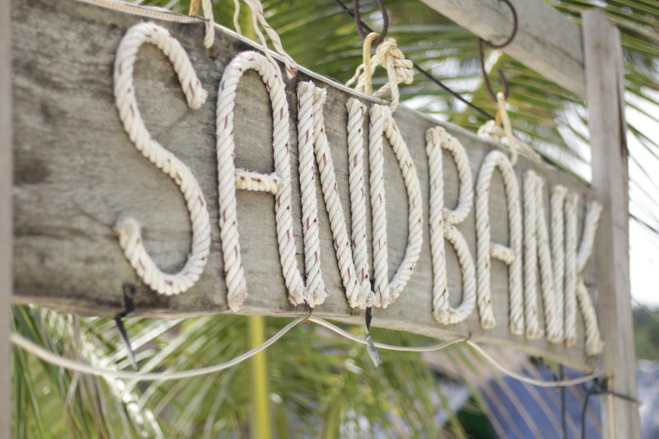 Sandbank Restaurant & Camping Koh Rong Kaoh Touch Exterior foto