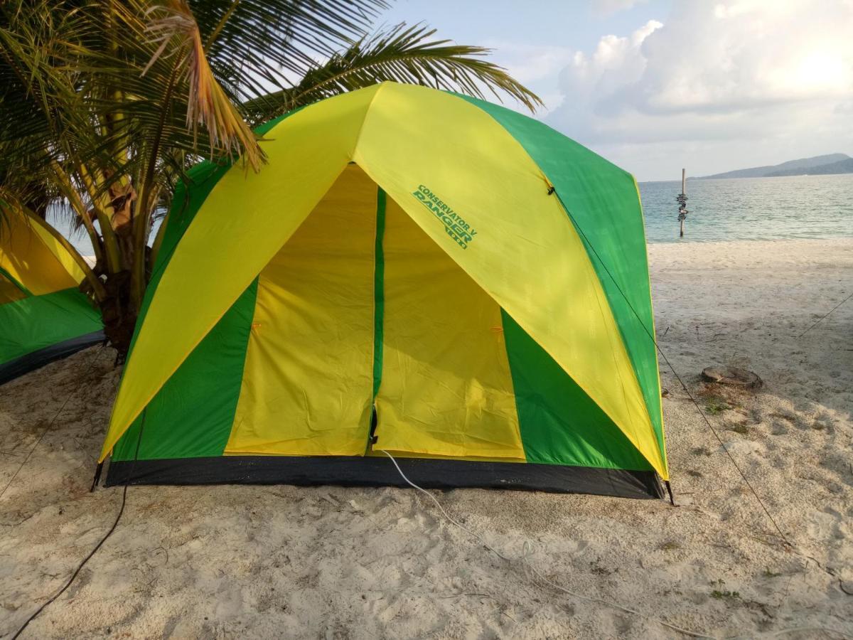 Sandbank Restaurant & Camping Koh Rong Kaoh Touch Exterior foto